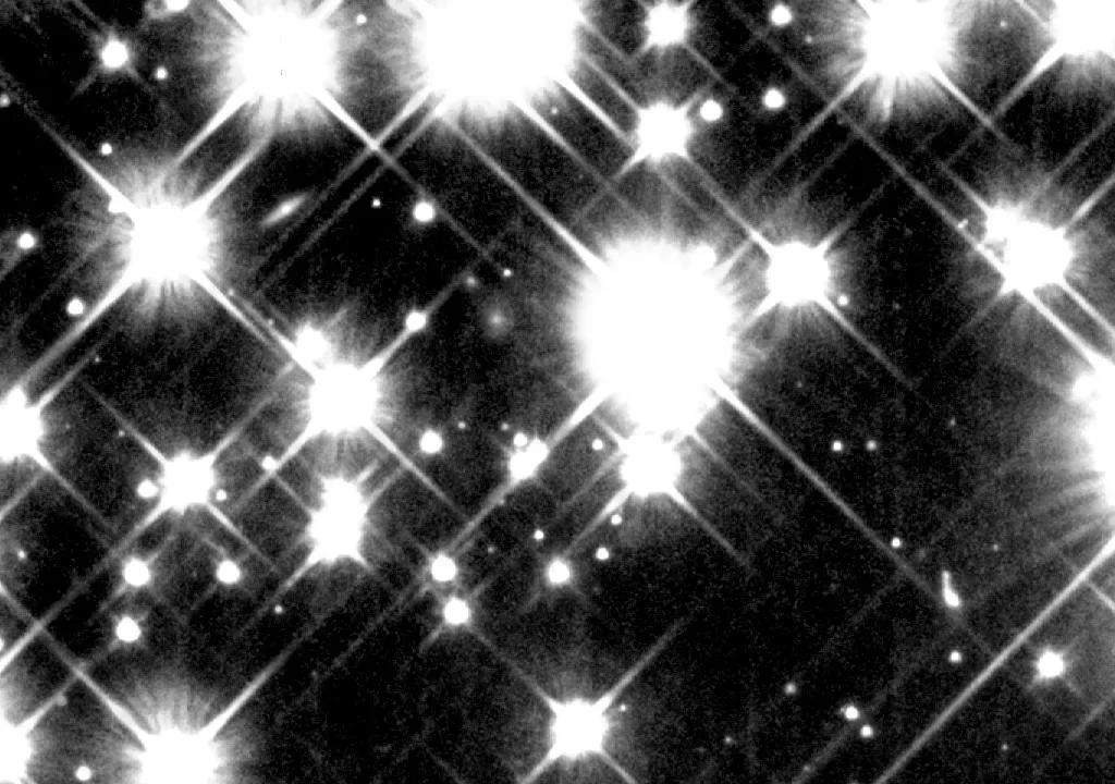 Hubble view of ancient white dwarf stars in the Milky Way. Context observation, not a direct photograph of the HS 0209+0832 planet candidate.
