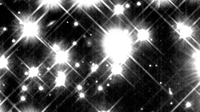Hubble view of ancient white dwarf stars in the Milky Way. Context observation, not a direct photograph of the HS 0209+0832 planet candidate.